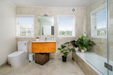 Photo of property in 57 Hadfield Street, Beach Haven, Auckland, 0626