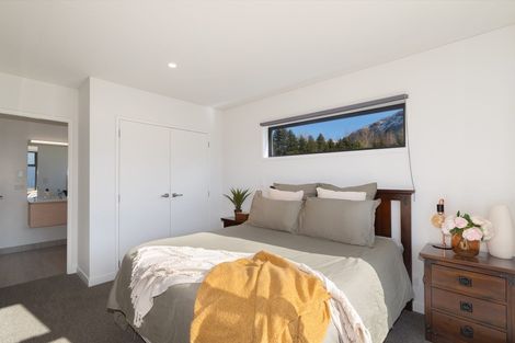 Photo of property in 11 Lakefield Close, Kingston, Athol, 9793