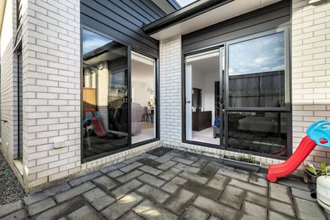 Photo of property in 10 Papaka Lane, Poike, Tauranga, 3112