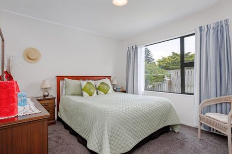 Photo of property in 1 Tamarisk Drive, Riversdale Beach, Masterton, 5872