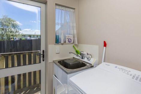 Photo of property in 32a Aniseed Grove, Timberlea, Upper Hutt, 5018