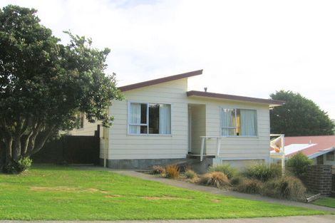 Photo of property in 3 Apple Terrace, Ranui, Porirua, 5024