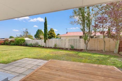 Photo of property in 205 Queenspark Drive, Parklands, Christchurch, 8083
