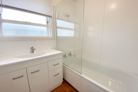 Photo of property in 121 Robertson Street, Gore, 9710
