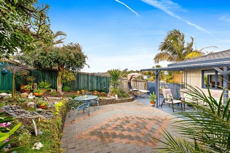 Photo of property in 27 Donald Street, Stanmore Bay, Whangaparaoa, 0932