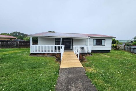 Photo of property in 8a Montgomery Avenue, Pukekohe, 2120