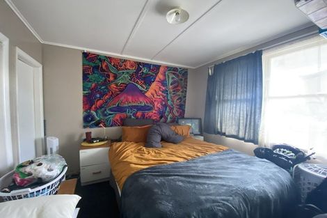 Photo of property in 78-80 Strand Crescent, Naenae, Lower Hutt, 5011