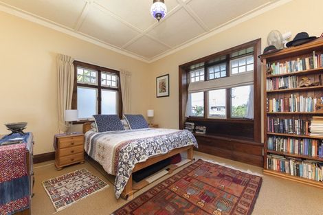 Photo of property in 27 Jubilee Avenue, Devonport, Auckland, 0624