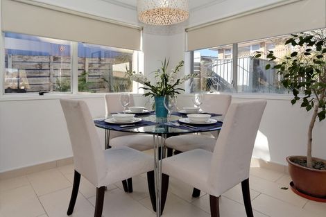 Photo of property in 3/2a Bowers Road, Glen Eden, Auckland, 0602