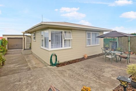 Photo of property in 184 Puriri Street, Castlecliff, Whanganui, 4501