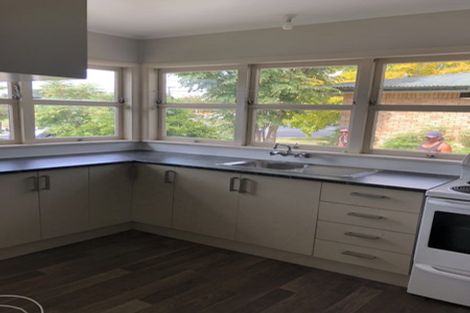 Photo of property in 3 Panair Crescent, Hillcrest, Hamilton, 3216