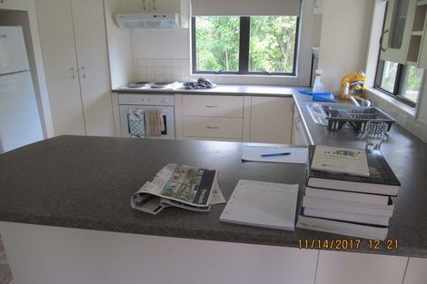 Photo of property in 12a Wicklam Lane, Greenhithe, Auckland, 0632