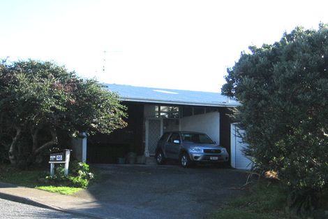 Photo of property in 46 Churton Drive, Churton Park, Wellington, 6037