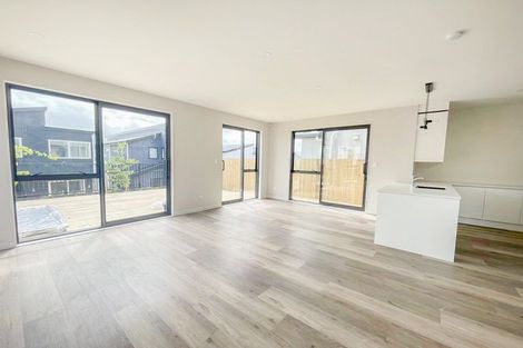 Photo of property in 20 Pohewa Road, Silverdale, 0932