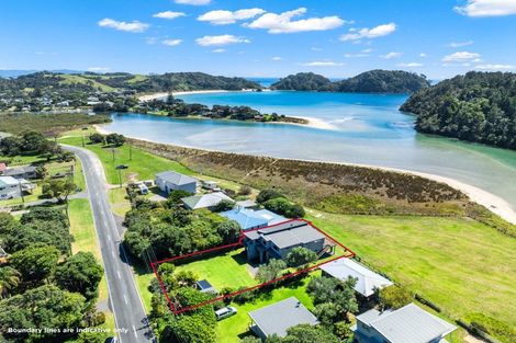 Photo of property in 878 Matapouri Road, Matapouri, Whangarei, 0173
