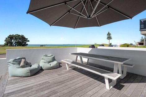 Photo of property in 1/156 Marine Parade, Mount Maunganui, 3116