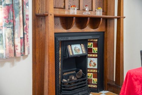 Photo of property in 26 Resolution Street, Lyall Bay, Wellington, 6022