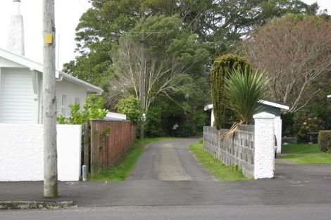 Photo of property in 9g Paynters Avenue, Strandon, New Plymouth, 4312