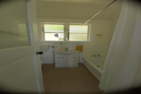 Photo of property in 84 Kinghorne Street, Strathmore Park, Wellington, 6022