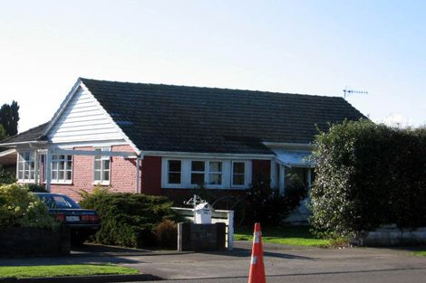 Photo of property in 27 Park Road, West End, Palmerston North, 4412