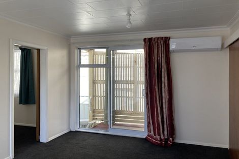 Photo of property in 3/93 Waikawa Road, Picton, 7220