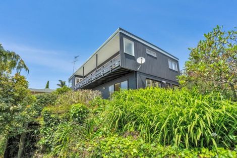 Photo of property in 16 Callender Place, Shelly Park, Auckland, 2014