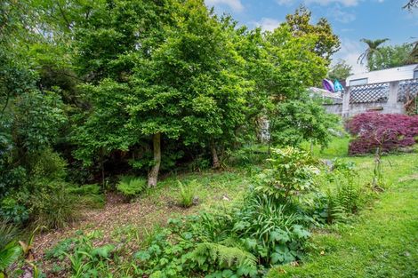 Photo of property in 5 Matipo Avenue, Pomare, Rotorua, 3015