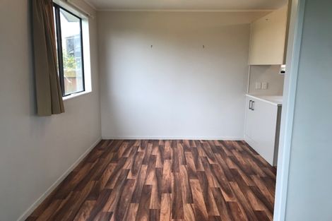 Photo of property in 1/27 Silver Creek Road, Weymouth, Auckland, 2103