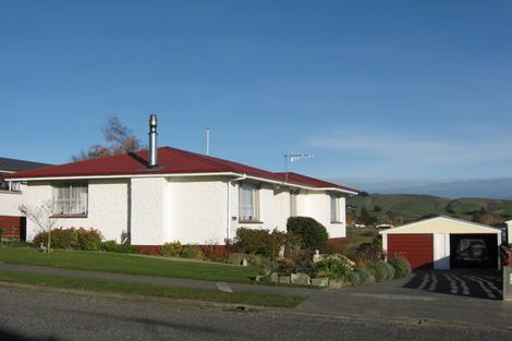 Photo of property in 72 Walker Crescent, East Gore, Gore, 9710