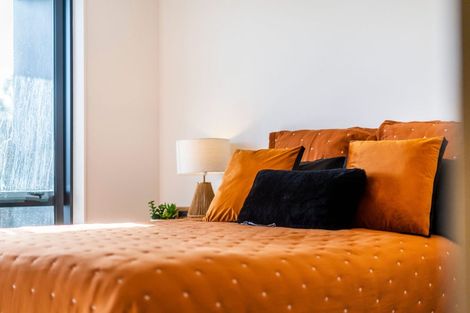 Photo of property in 8 Monstedt Terrace, Windsor Park, Auckland, 0632