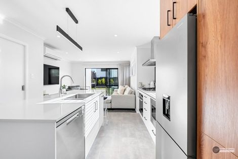 Photo of property in 4 Aston Crescent, Wallaceville, Upper Hutt, 5018