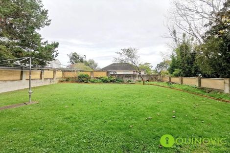 Photo of property in 15 Stephen Avenue, Henderson, Auckland, 0610