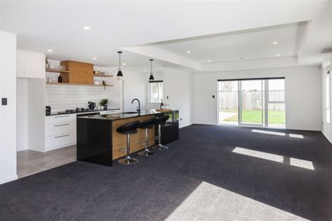 Photo of property in 6 Ciaran Close, Broomfield, Christchurch, 8042