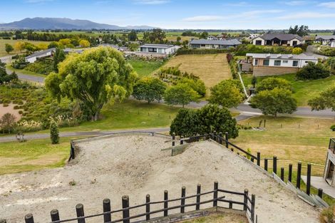 Photo of property in 8 Lake View Place, Fairhall, 7272