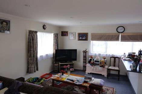 Photo of property in 3 English Street, St Andrews, Hamilton, 3200