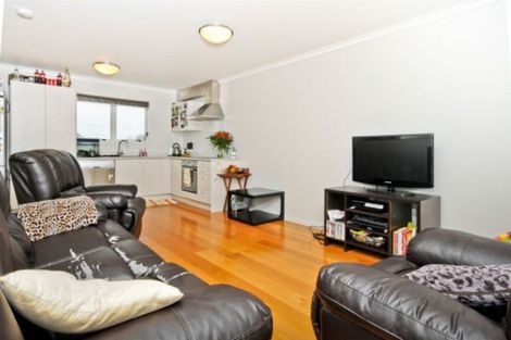 Photo of property in 83 Chiefs Court, Hamilton East, Hamilton, 3216