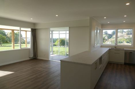 Photo of property in 225 Durham Drive, Havelock North, 4130