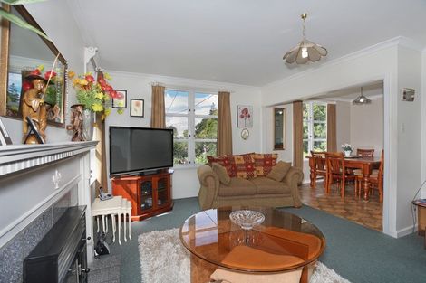 Photo of property in 26 Oxford Street, Marton, 4710