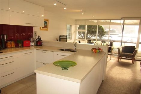 Photo of property in 1/130 Oriental Parade, Oriental Bay, Wellington, 6011