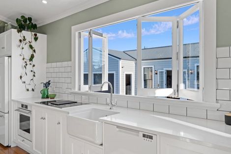 Photo of property in 260-262 High Street North, Carterton, 5713