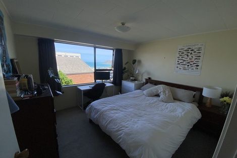 Photo of property in 15 Welland Place, Island Bay, Wellington, 6023