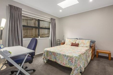 Photo of property in 12 Canary Way, Whitby, Porirua, 5024