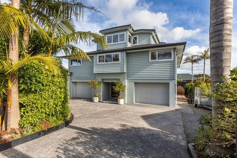 Photo of property in 27 Hemi Street, Narrow Neck, Auckland, 0622