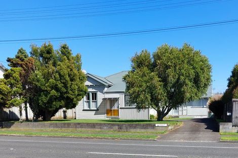 Photo of property in 5 Collins Street, Hawera, 4610