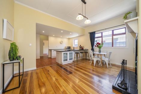 Photo of property in 24 Riverbank Street, Ebdentown, Upper Hutt, 5018