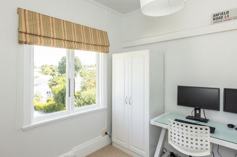 Photo of property in 20 Cameron Road, Bluff Hill, Napier, 4110