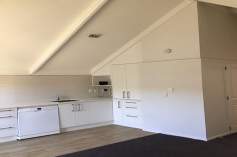Photo of property in 2a/66 Mount Eden Road, Mount Eden, Auckland, 1024