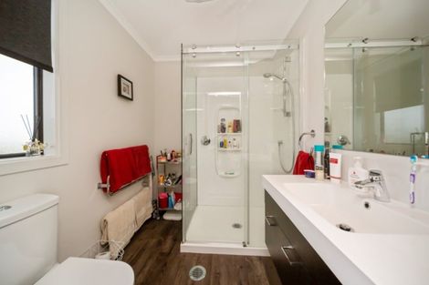 Photo of property in 444 Dover Road, Okato, New Plymouth, 4374