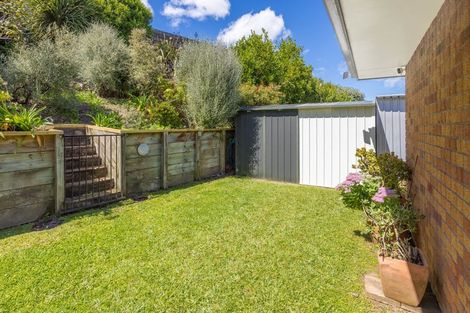 Photo of property in 5 Palm Grove Drive, Western Heights, Hamilton, 3200