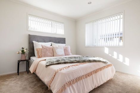 Photo of property in 24 Shrule Place, Huntington, Hamilton, 3210